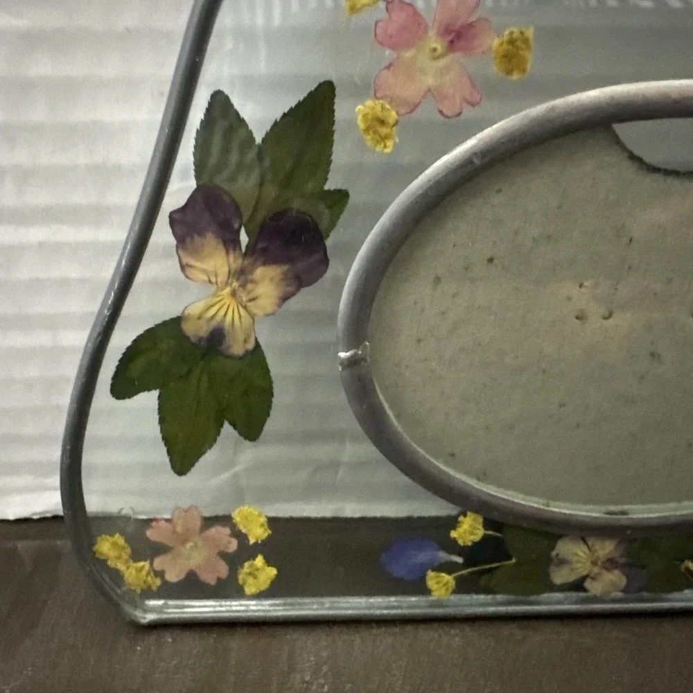 Vintage Pressed Spring Flowers Lead & Glass Picture‎ Frame 3